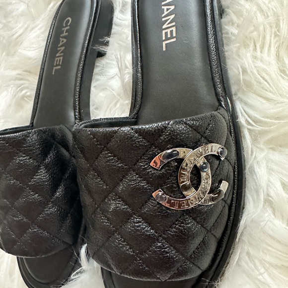 Chanel mule Sandals 2022 - like new - Picture 3 of 15